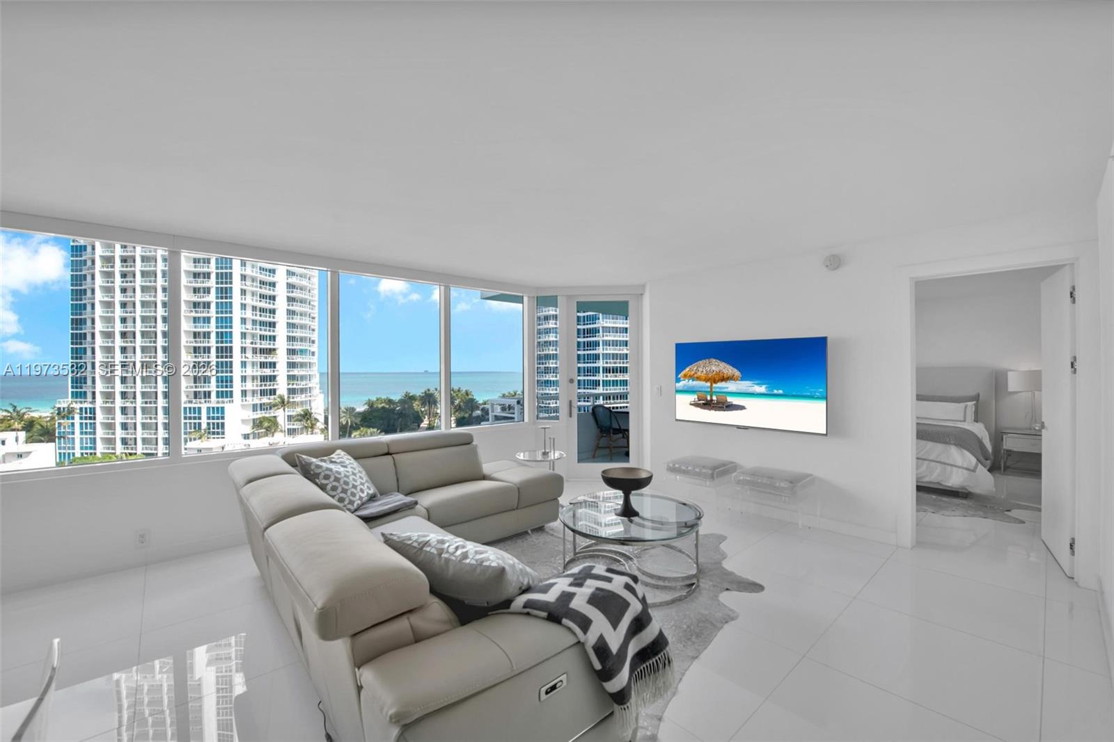 image South Pointe Towers9