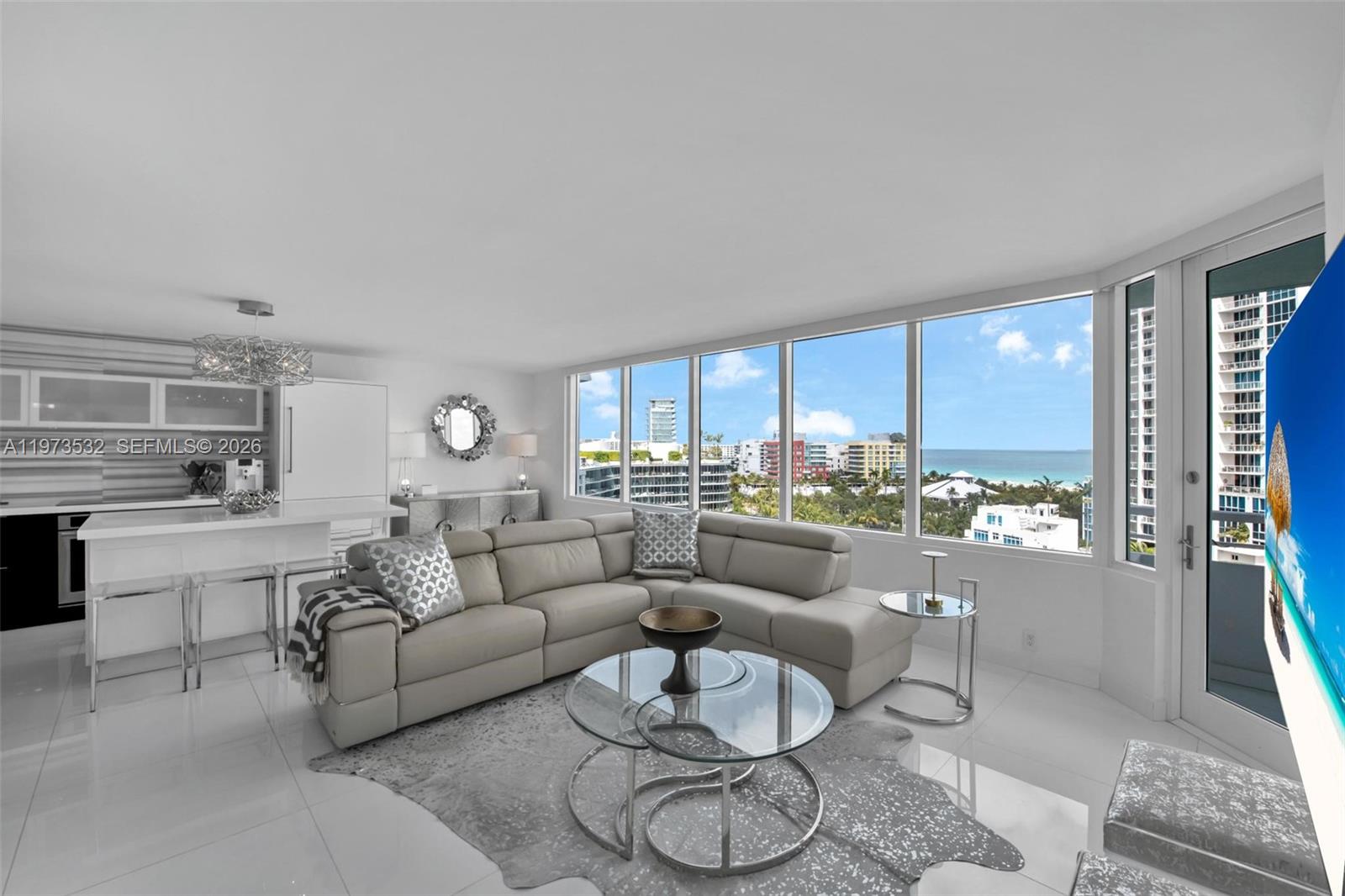 image South Pointe Towers10