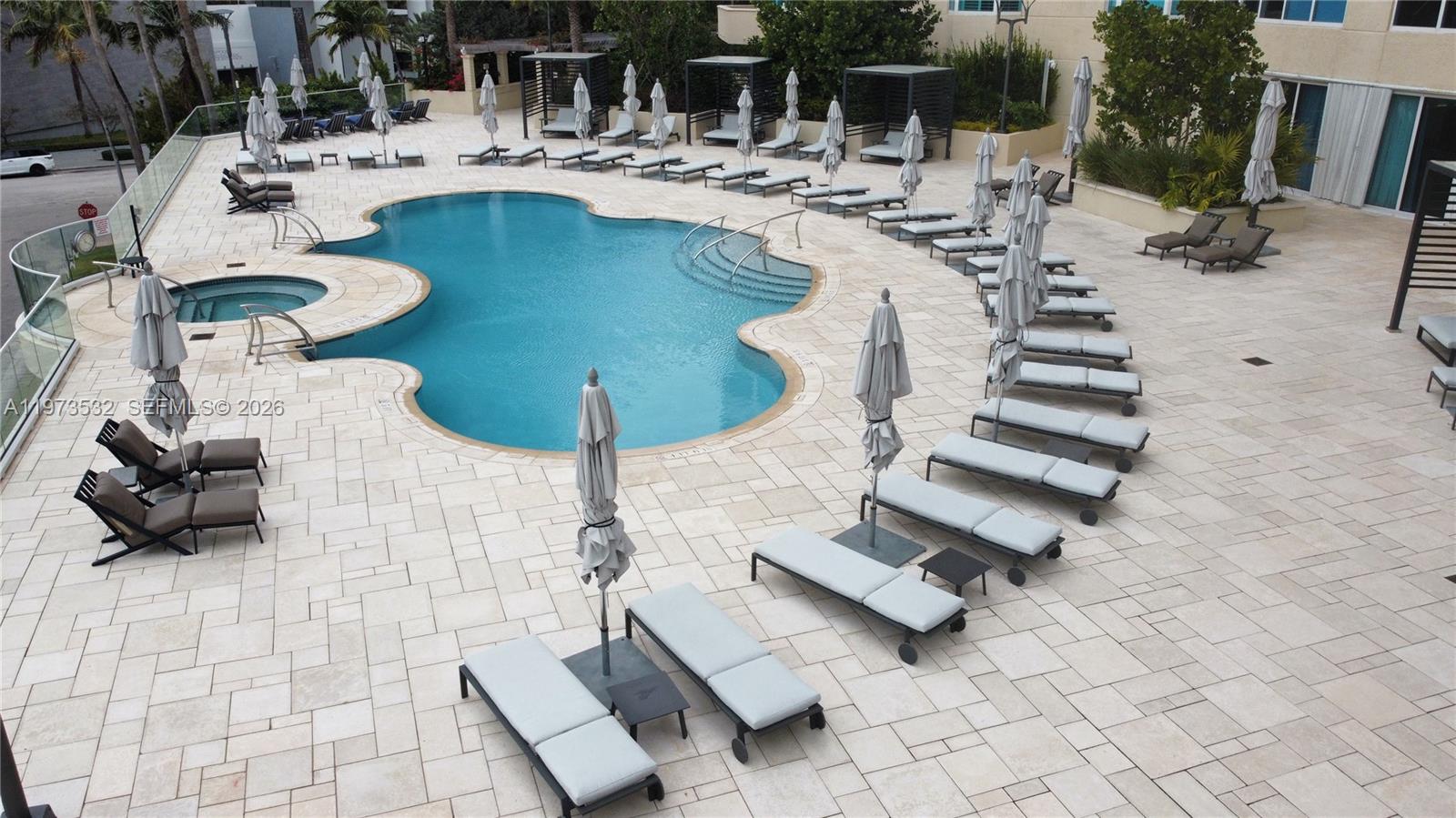 image South Pointe Towers21
