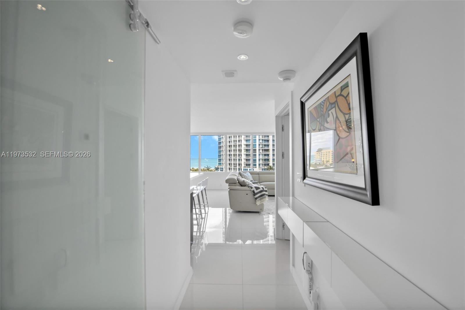 image South Pointe Towers6