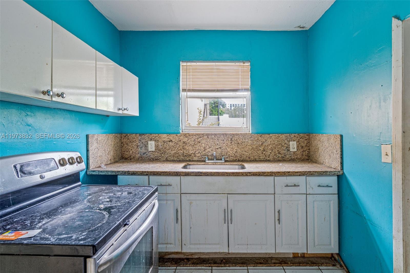 1045 SW 20th Ave Miami, FL 33135