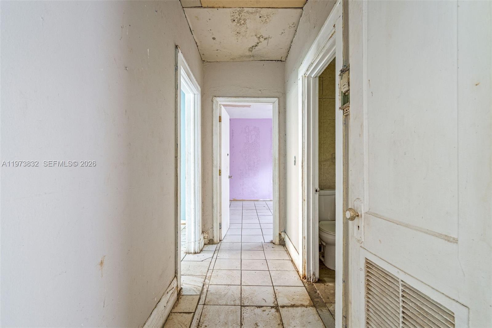 1045 SW 20th Ave Miami, FL 33135