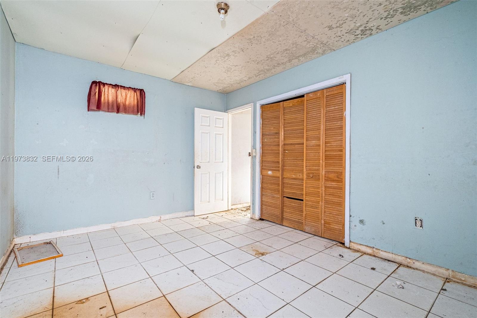 1045 SW 20th Ave Miami, FL 33135