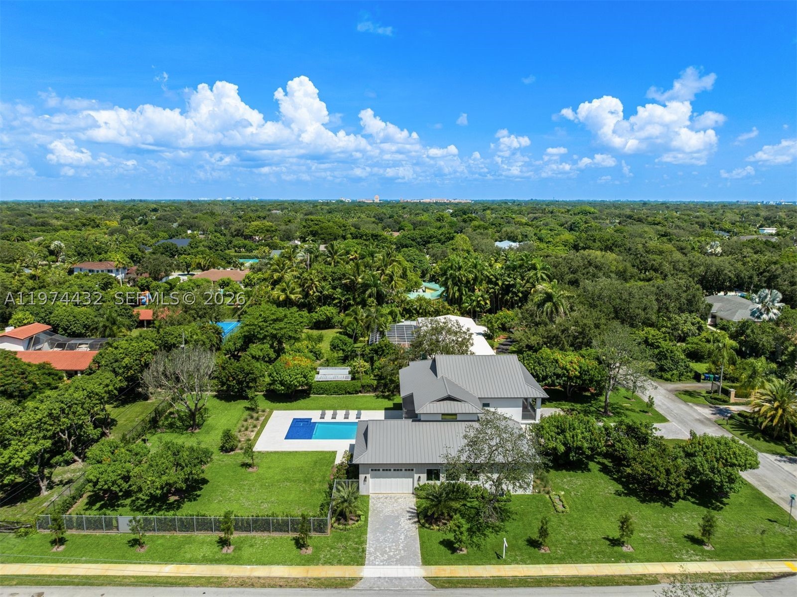 8901 SW 120th St Miami, FL 33176