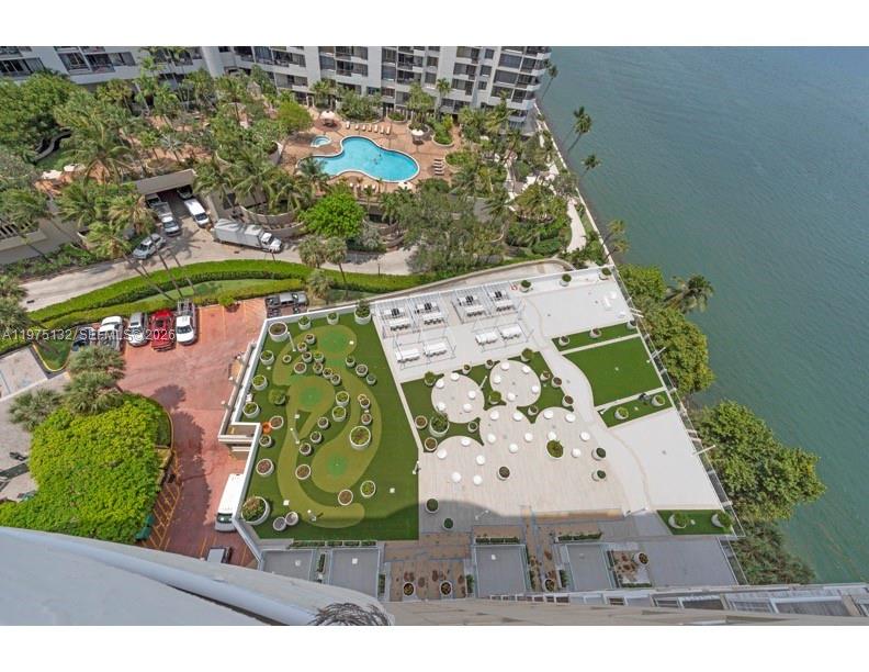 770 Claughton Is Dr #606 Miami, FL 33131