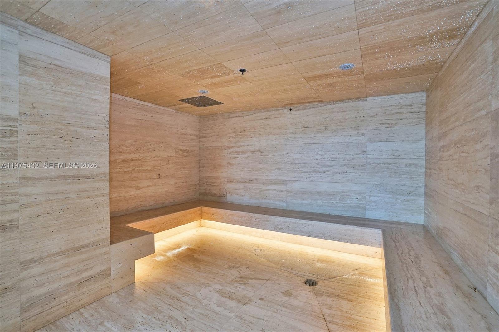 16385 SE Biscayne Blvd #1815 North Miami Beach, FL 33160