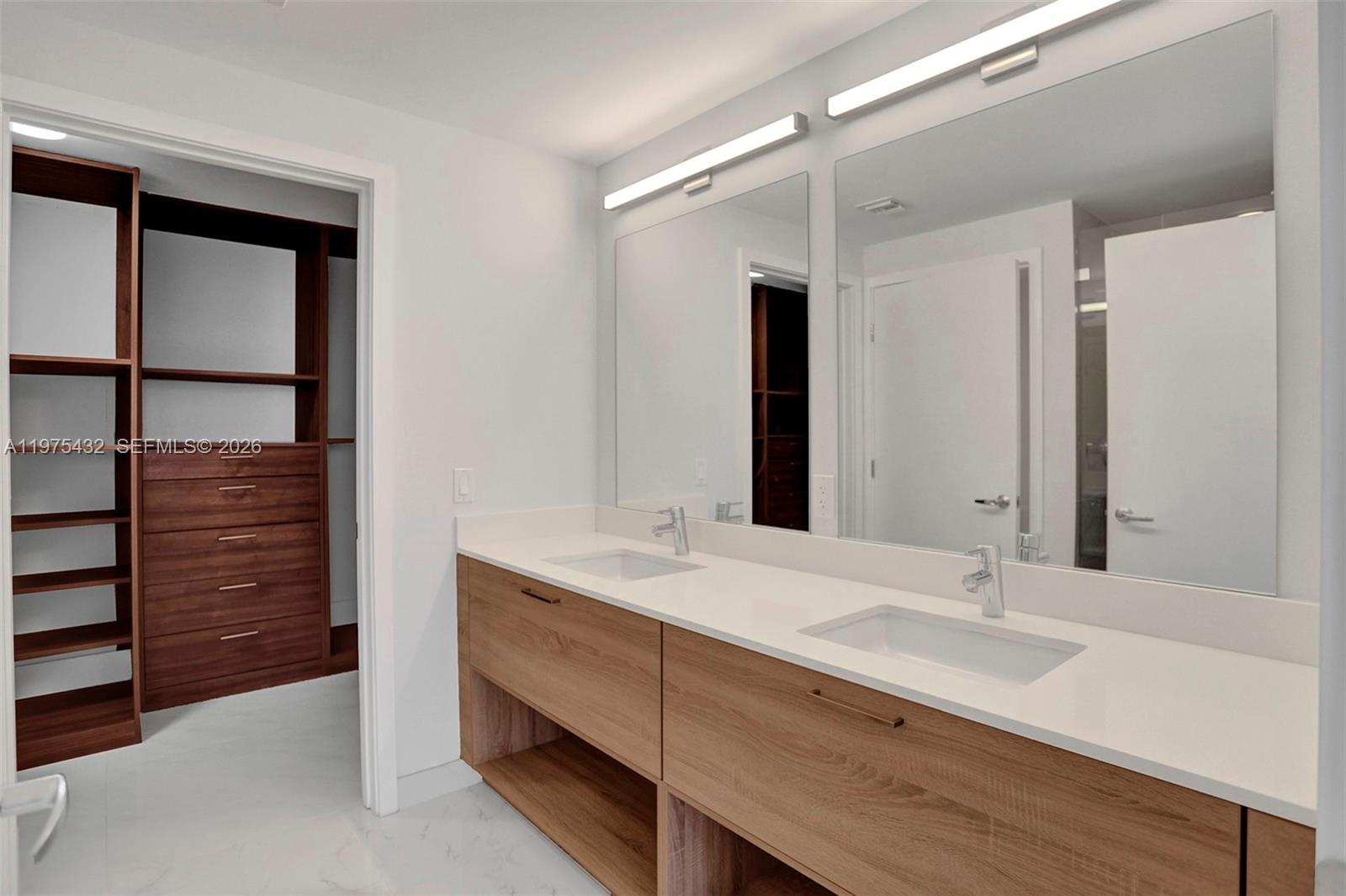 16385 SE Biscayne Blvd #1815 North Miami Beach, FL 33160