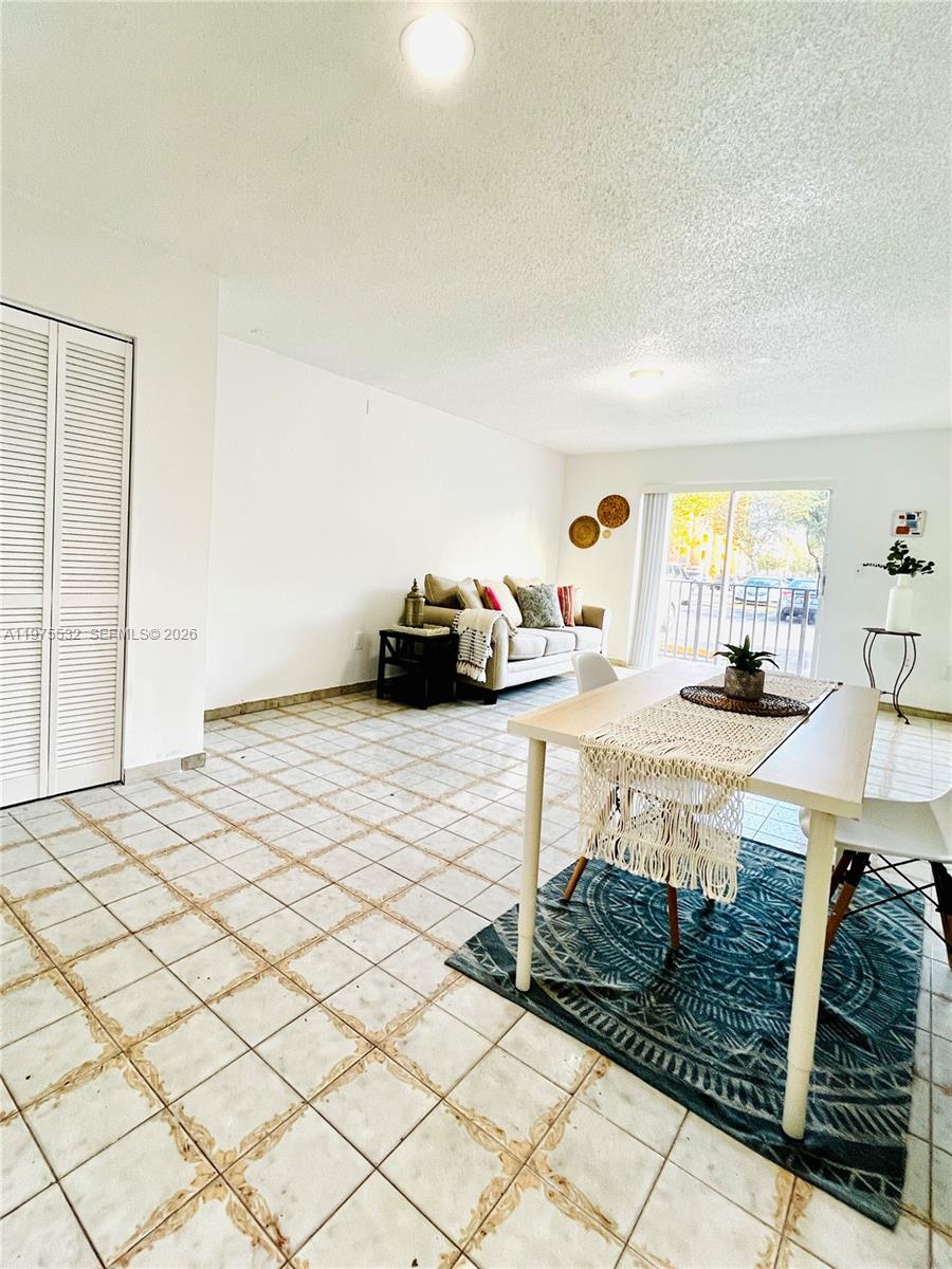 4721 NW 7th St #102-12 Miami, FL 33126