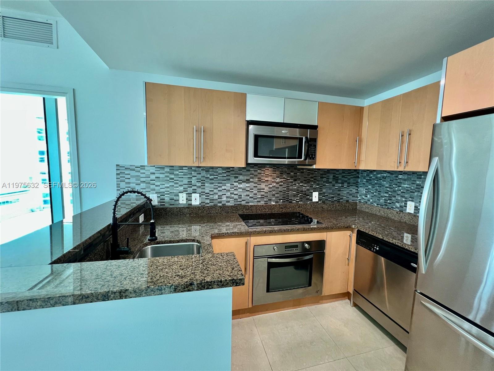 300 S Biscayne Blvd #T-3011 Miami, FL 33131