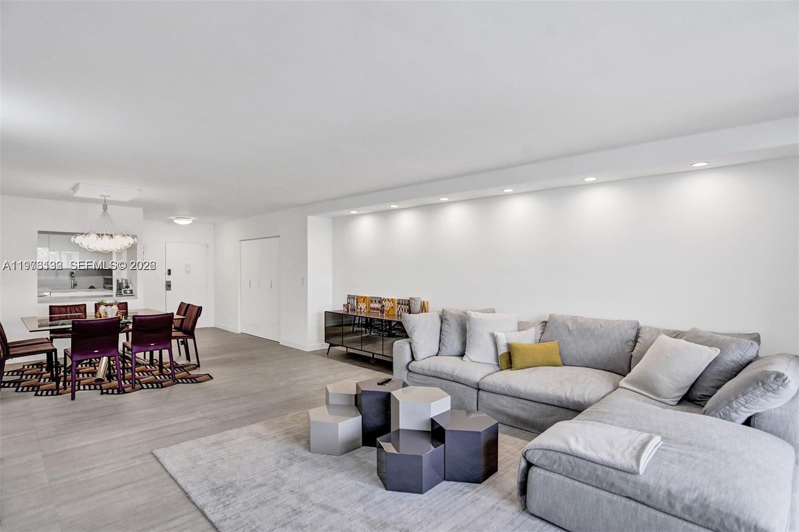 2500 Parkview Dr #1912 Hallandale Beach, FL 33009