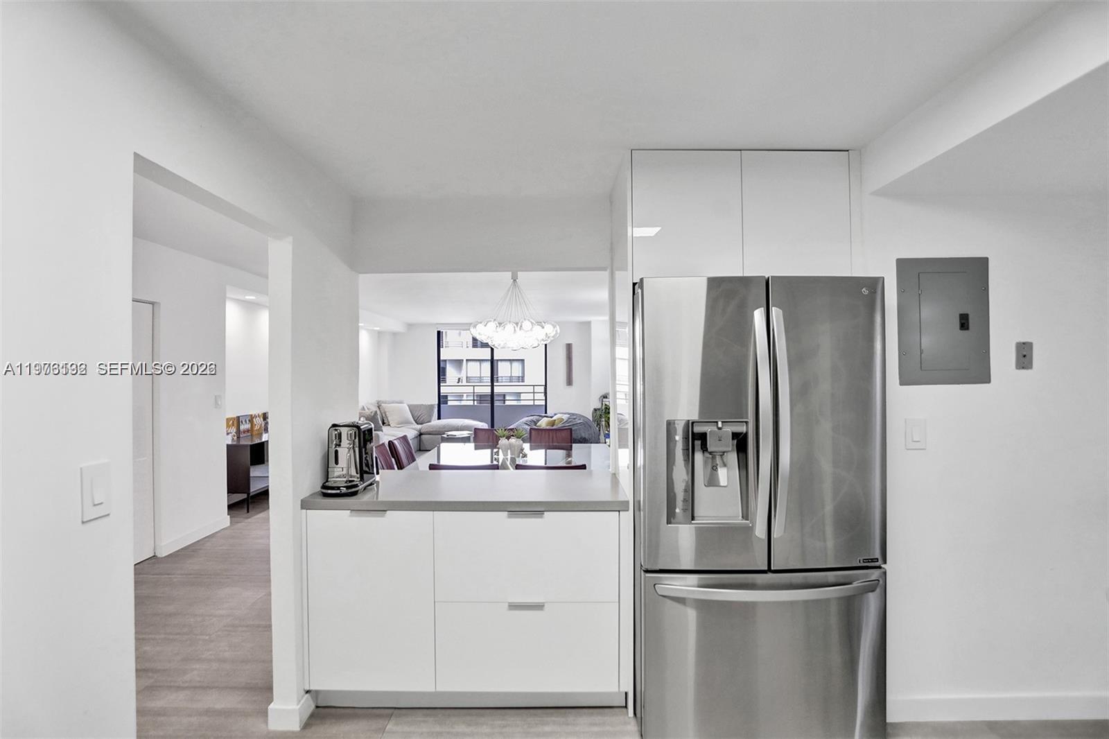 2500 Parkview Dr #1912 Hallandale Beach, FL 33009