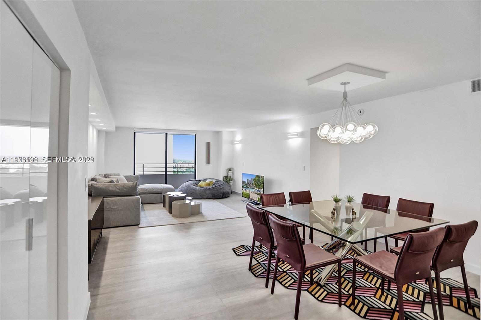 2500 Parkview Dr #1912 Hallandale Beach, FL 33009