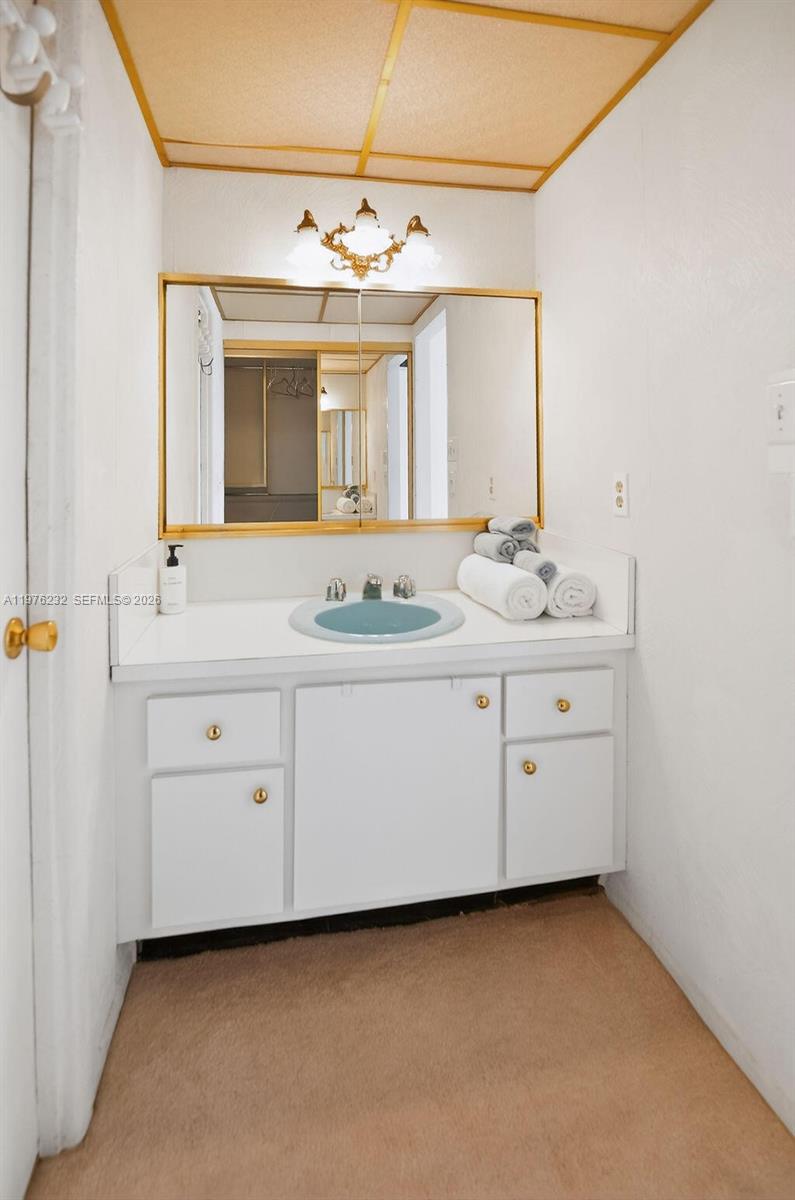 300 Diplomat Pkwy #601 Hallandale Beach, FL 33009