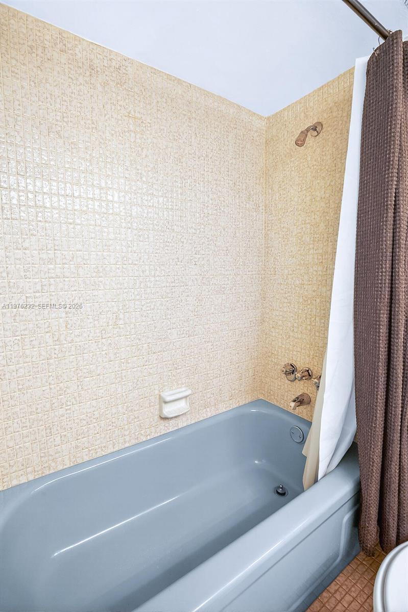 300 Diplomat Pkwy #601 Hallandale Beach, FL 33009