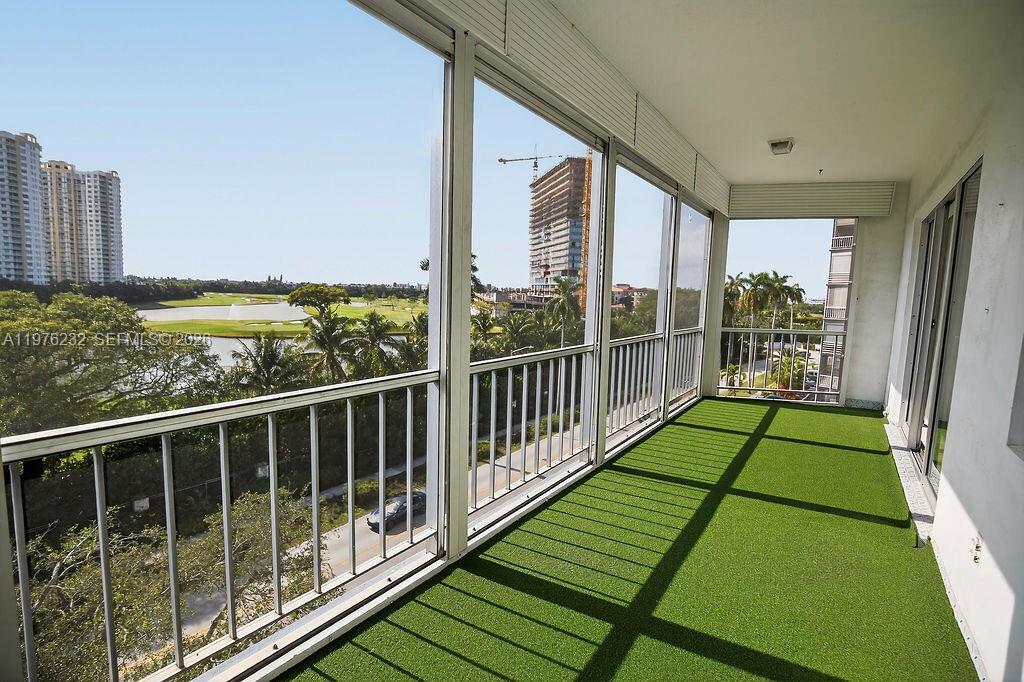 300 Diplomat Pkwy #601 Hallandale Beach, FL 33009