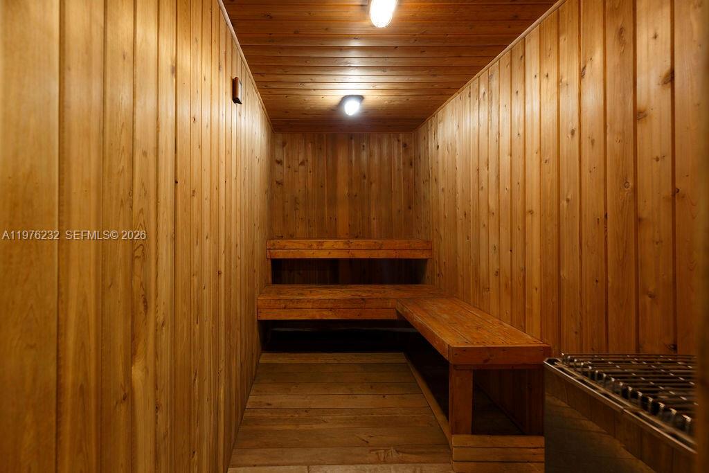 300 Diplomat Pkwy #601 Hallandale Beach, FL 33009