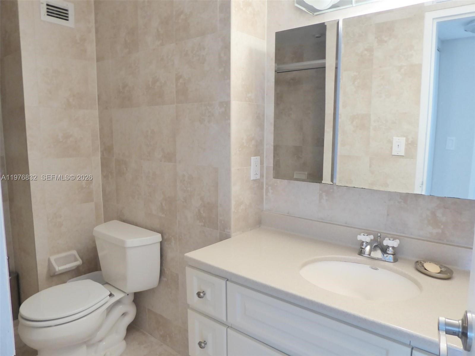 800 West Ave #818 Miami Beach, FL 33139