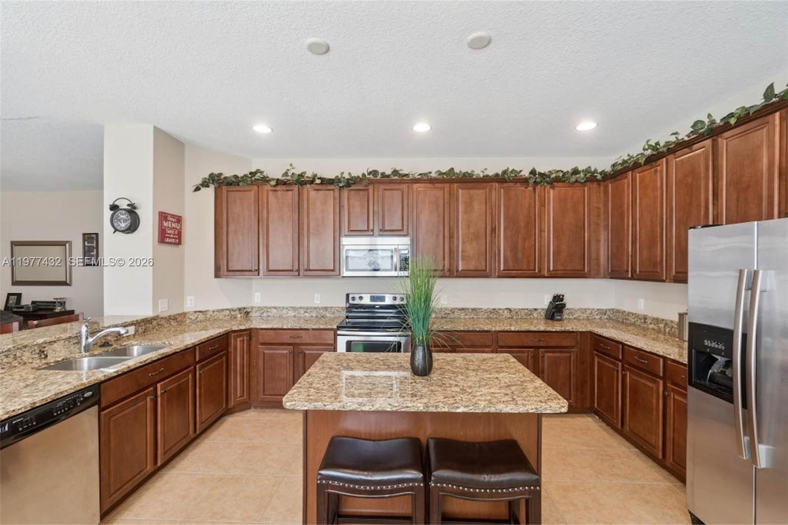 2502 Woodside Rdg Dr Other, FL 32712