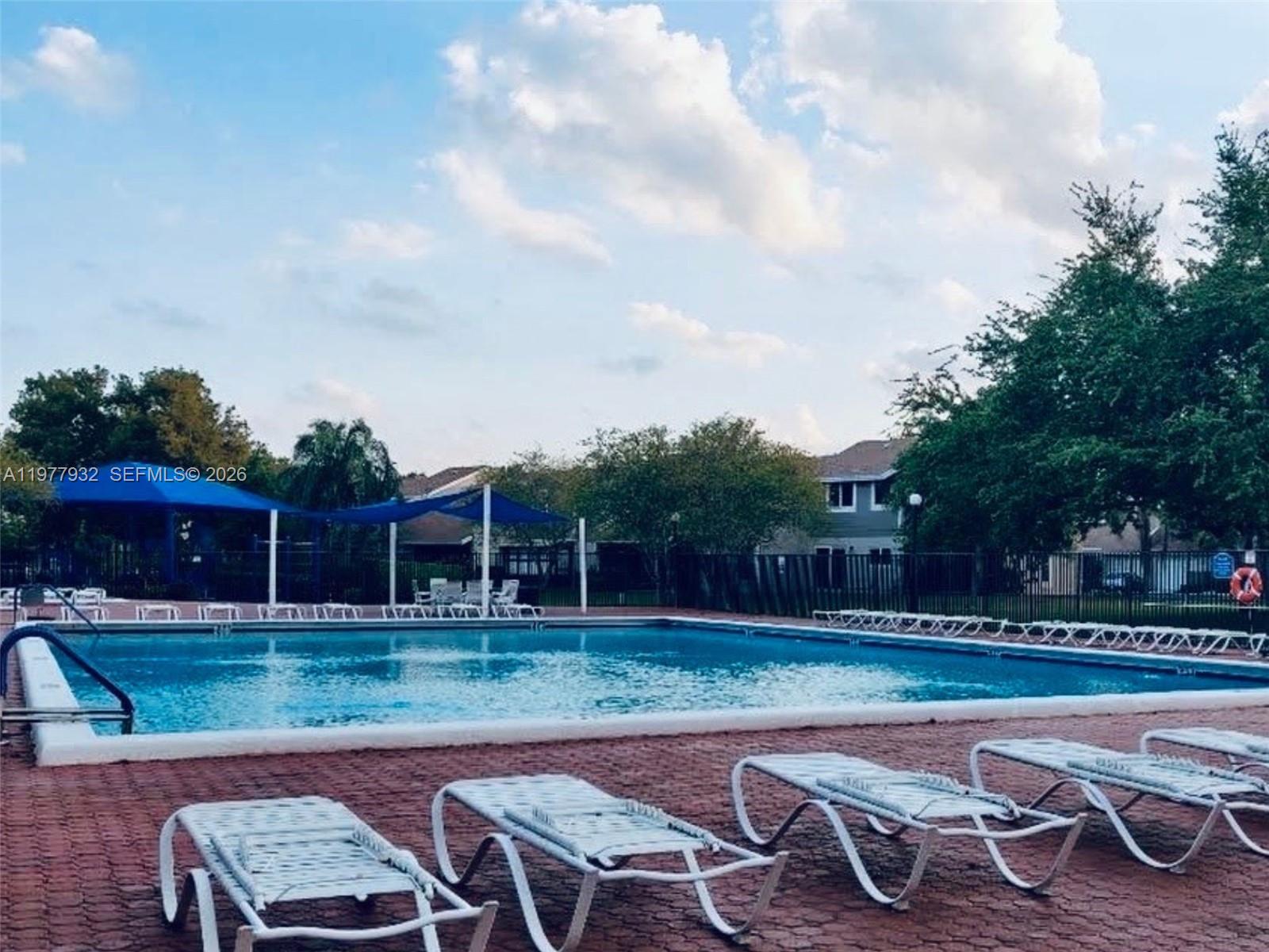 614 Woodgate Cir #C Sunrise, FL 33326