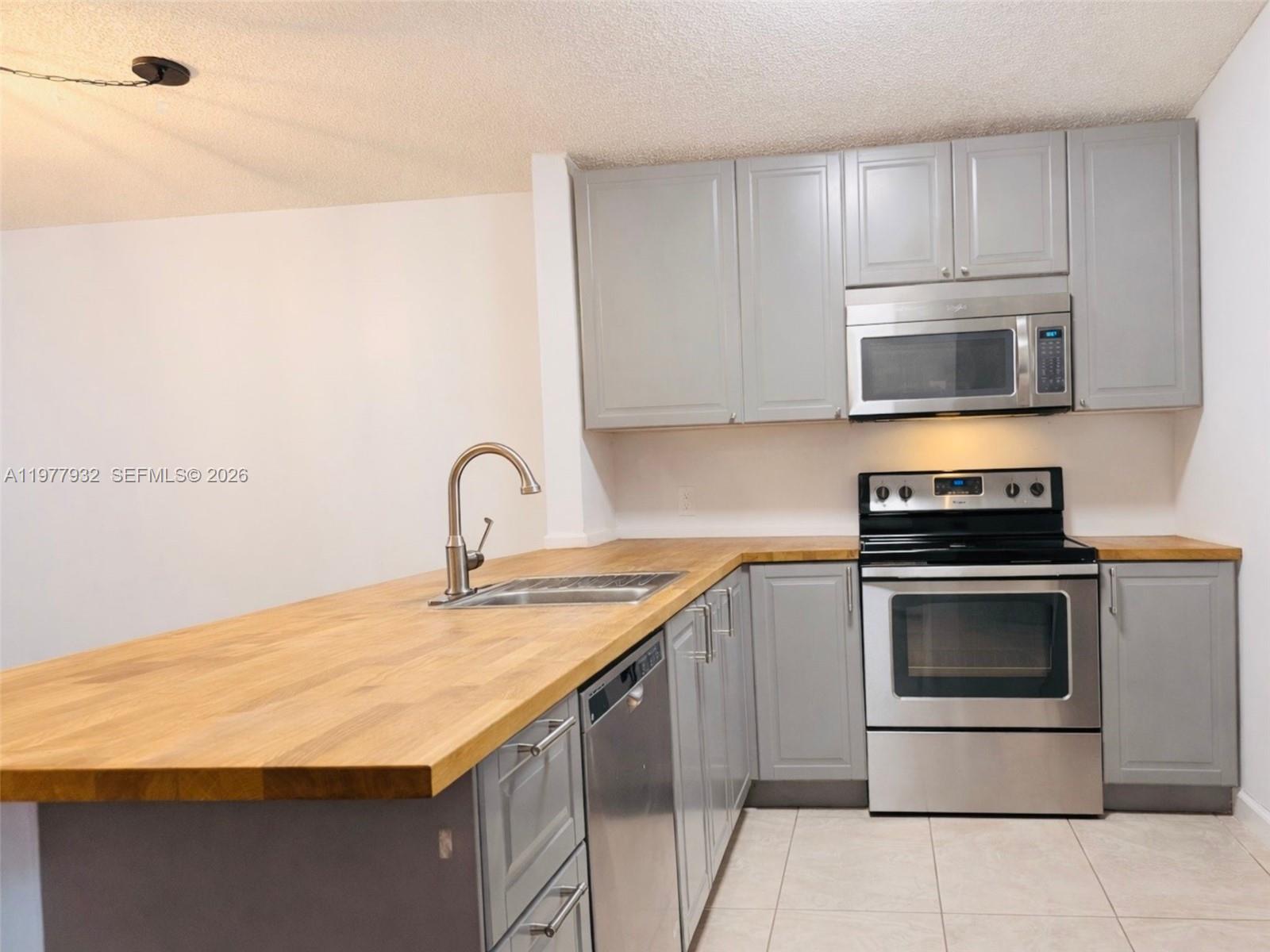 614 Woodgate Cir #C Sunrise, FL 33326