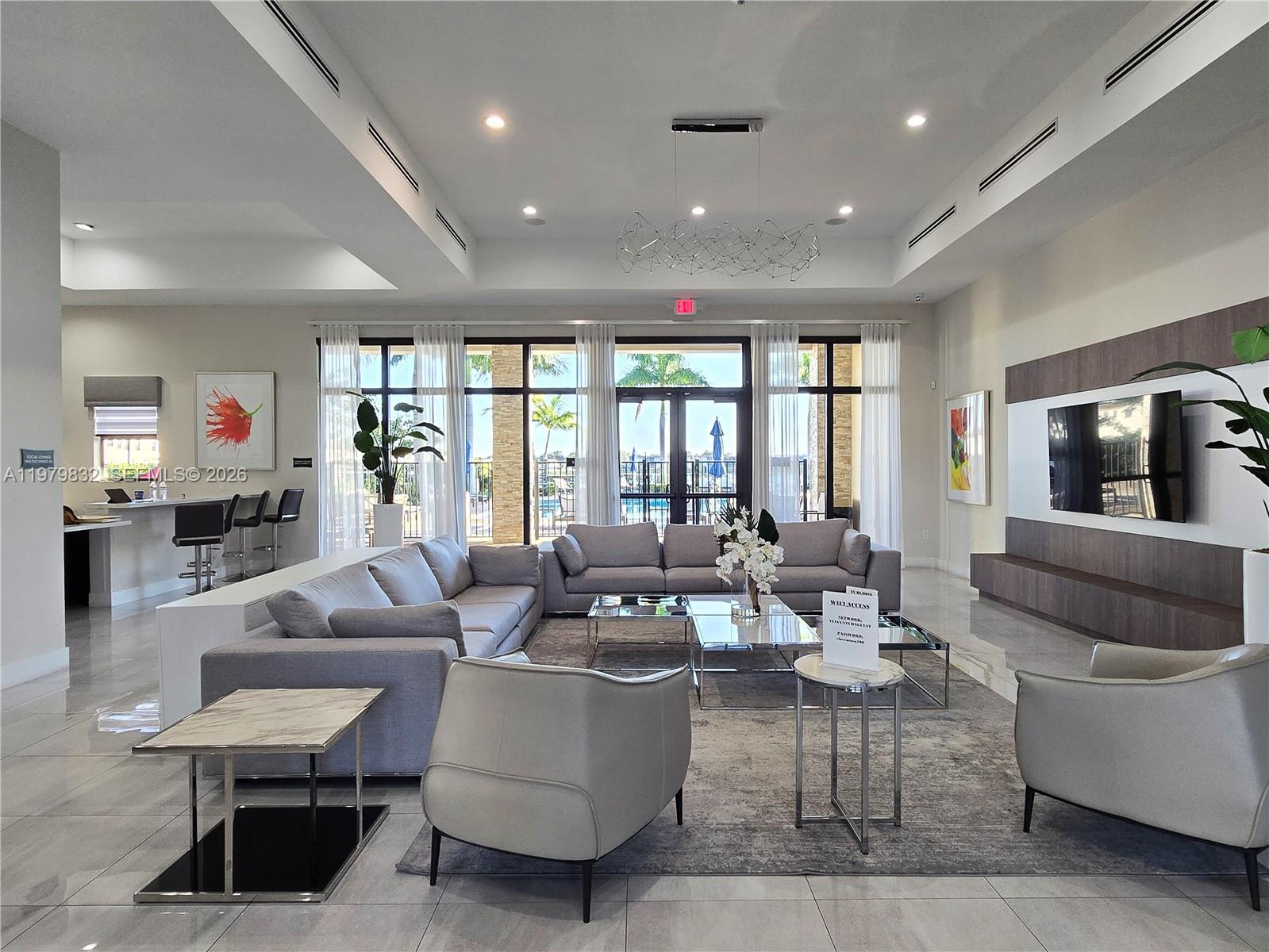 21089 NE 8th Ave #21089 Miami, FL 33179