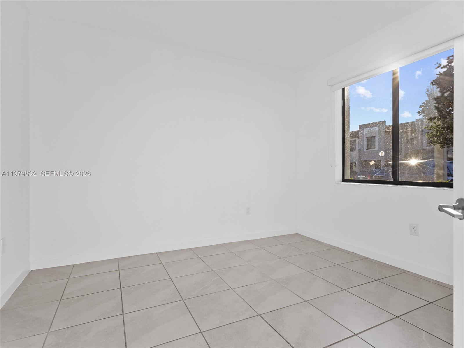 21089 NE 8th Ave #21089 Miami, FL 33179