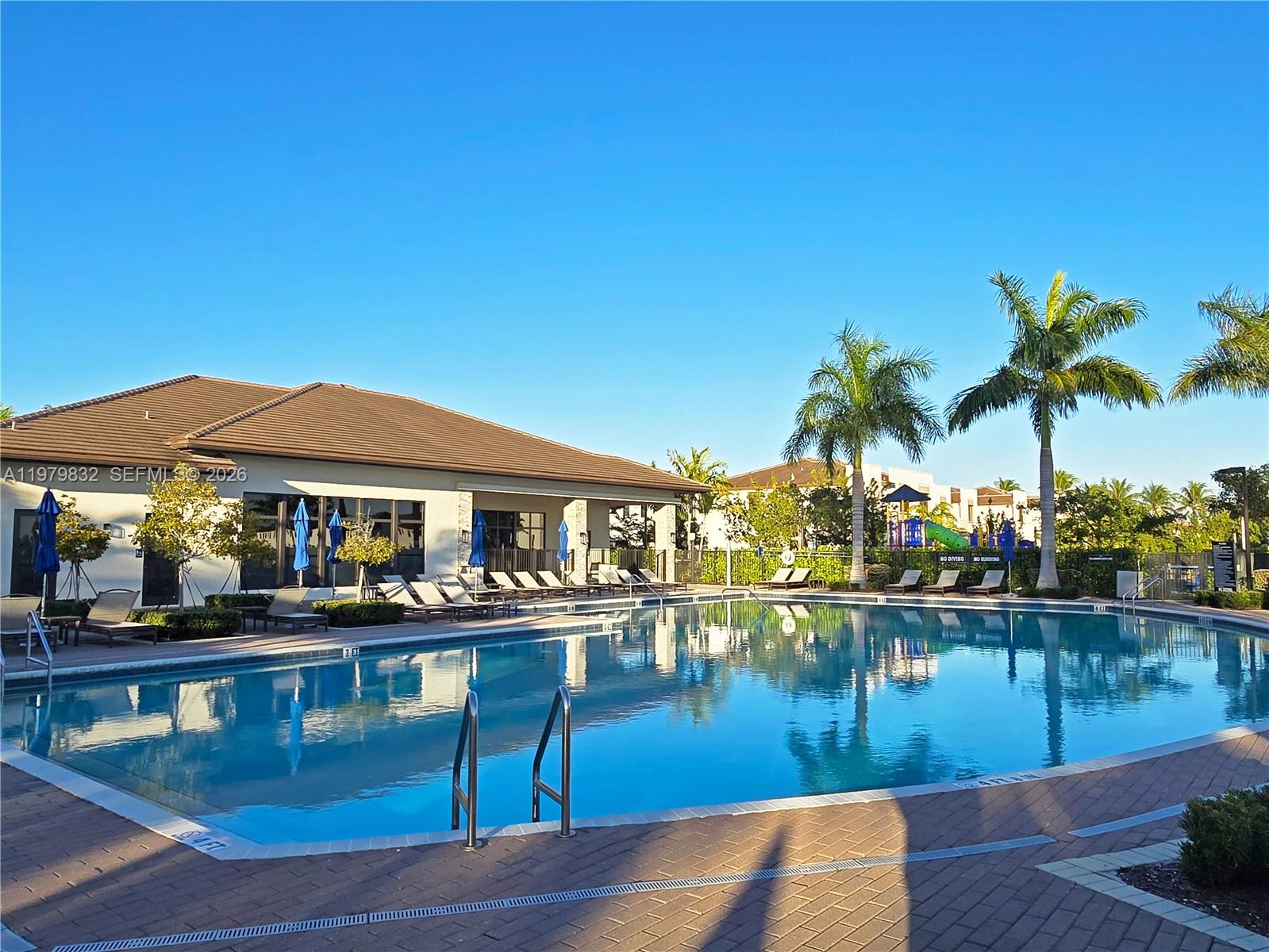 21089 NE 8th Ave #21089 Miami, FL 33179