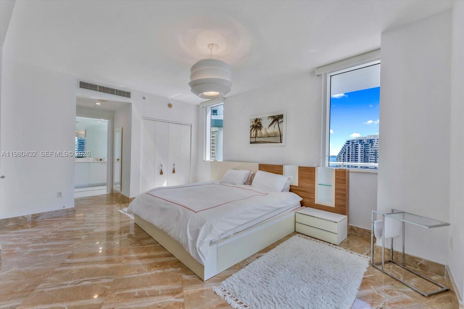 901 Brickell Key Blvd #1409 Miami, FL 33131