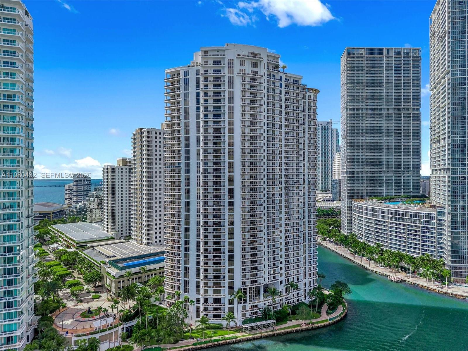 901 Brickell Key Blvd #1409 Miami, FL 33131