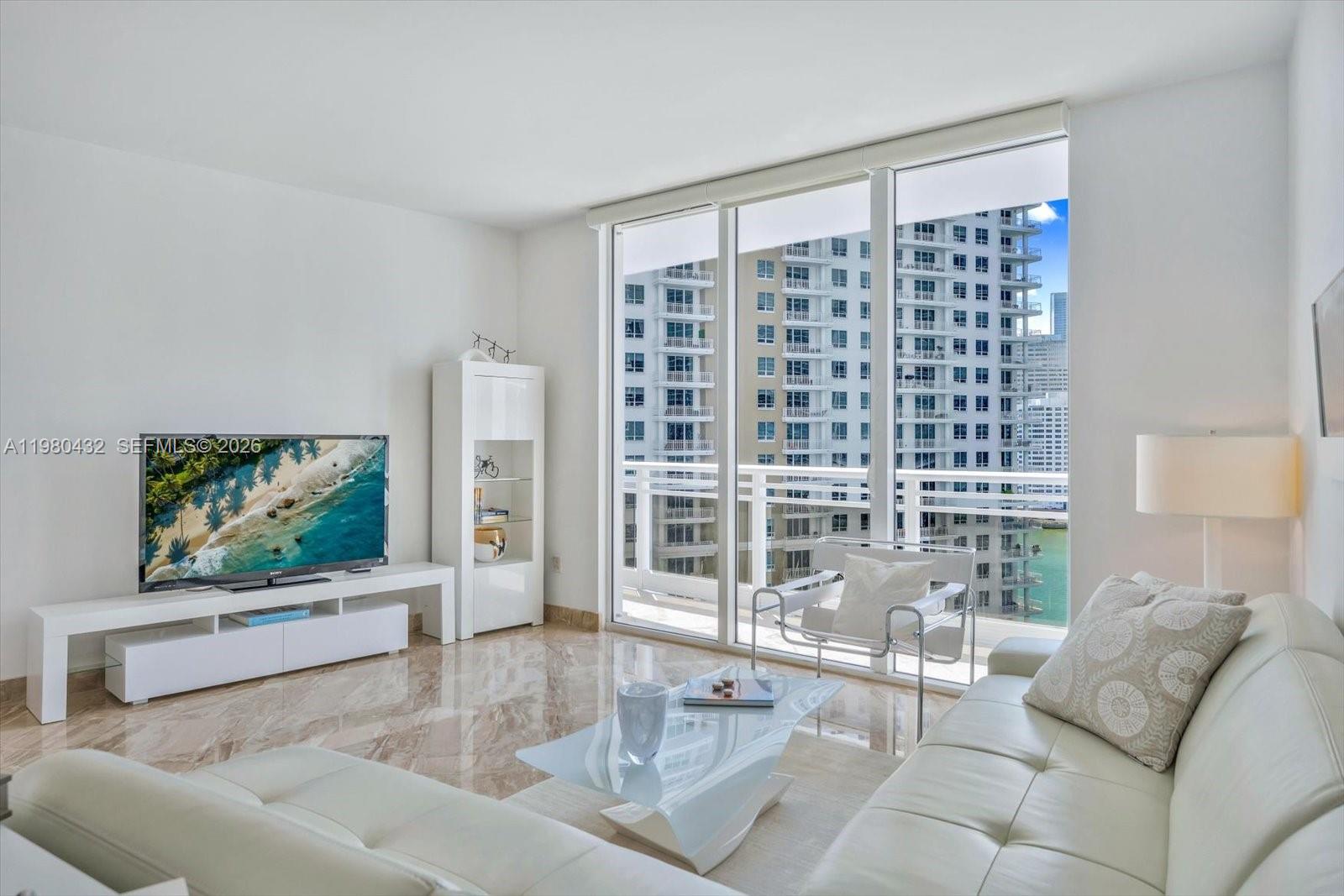 901 Brickell Key Blvd #1409 Miami, FL 33131