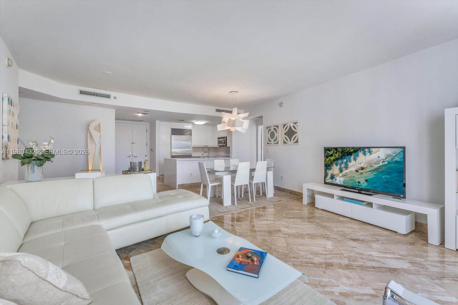 901 Brickell Key Blvd #1409 Miami, FL 33131