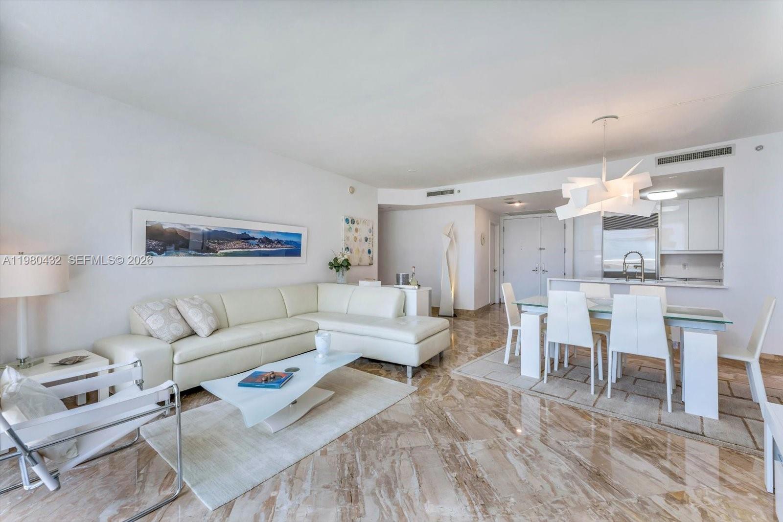 901 Brickell Key Blvd #1409 Miami, FL 33131