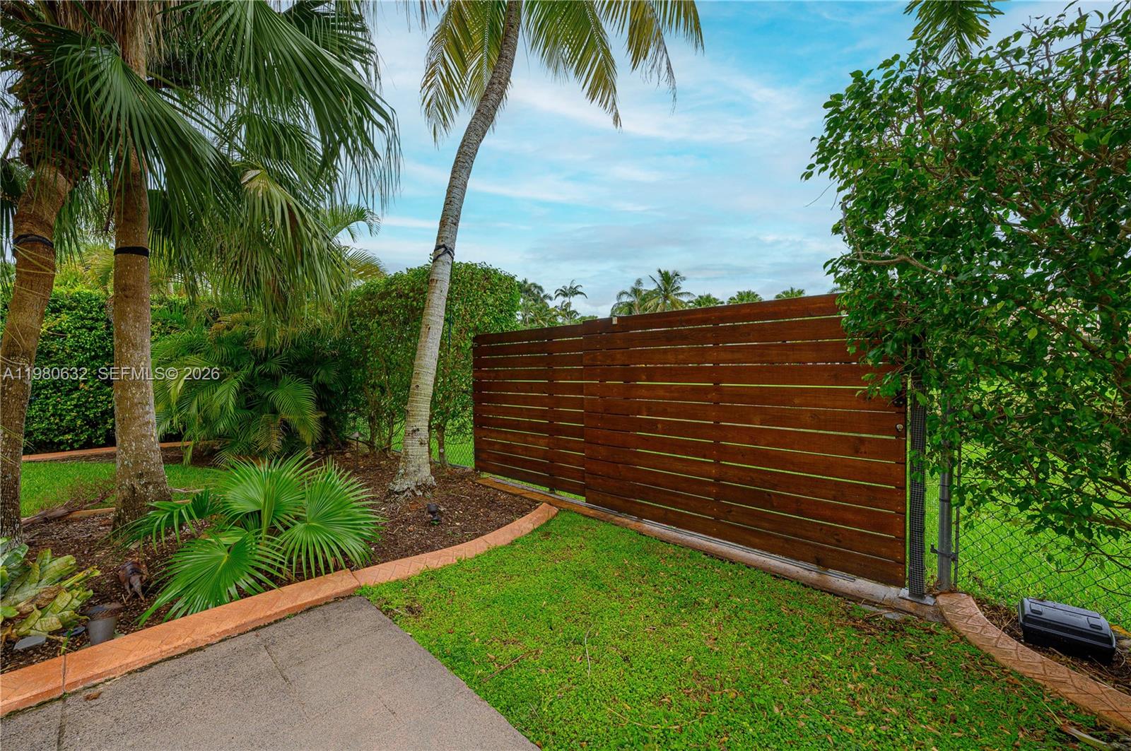 16701 SW 84th Ct Palmetto Bay, FL 33157