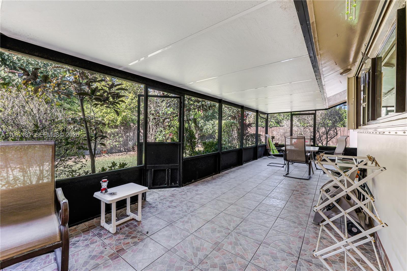 11541 SW 100th St Miami, FL 33176