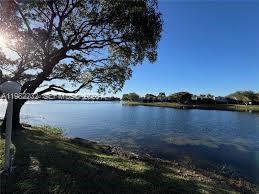 1100 Colony Pt Cir #509 Pembroke Pines, FL 33026