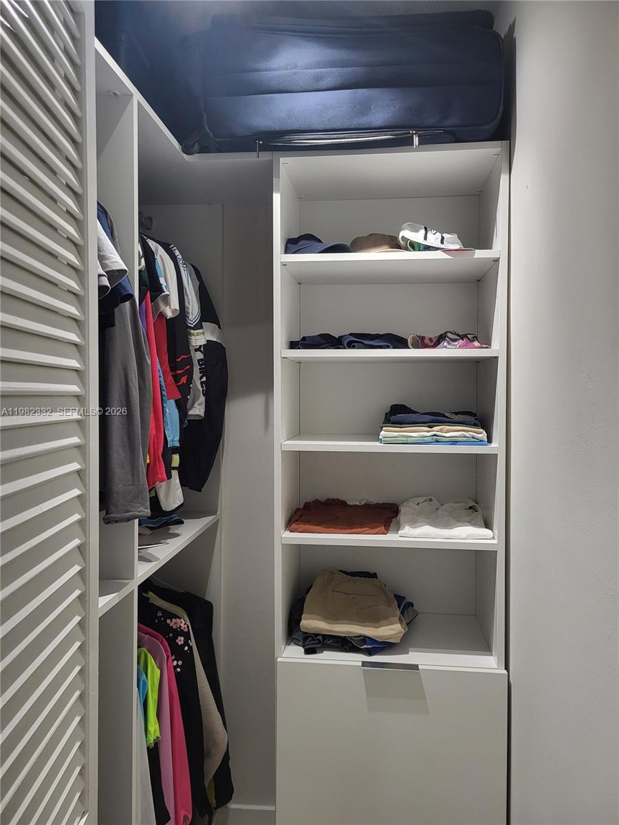 1020 94th St #502 Bay Harbor Islands, FL 33154