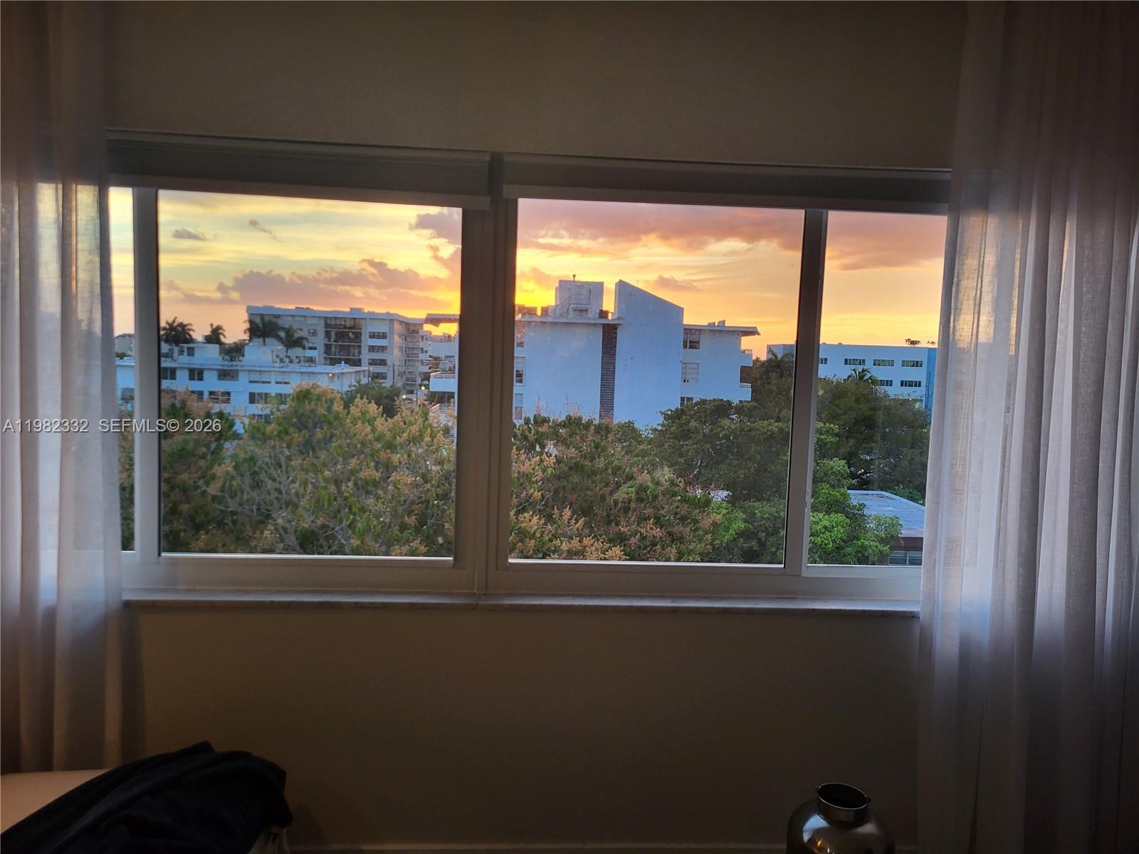 1020 94th St #502 Bay Harbor Islands, FL 33154