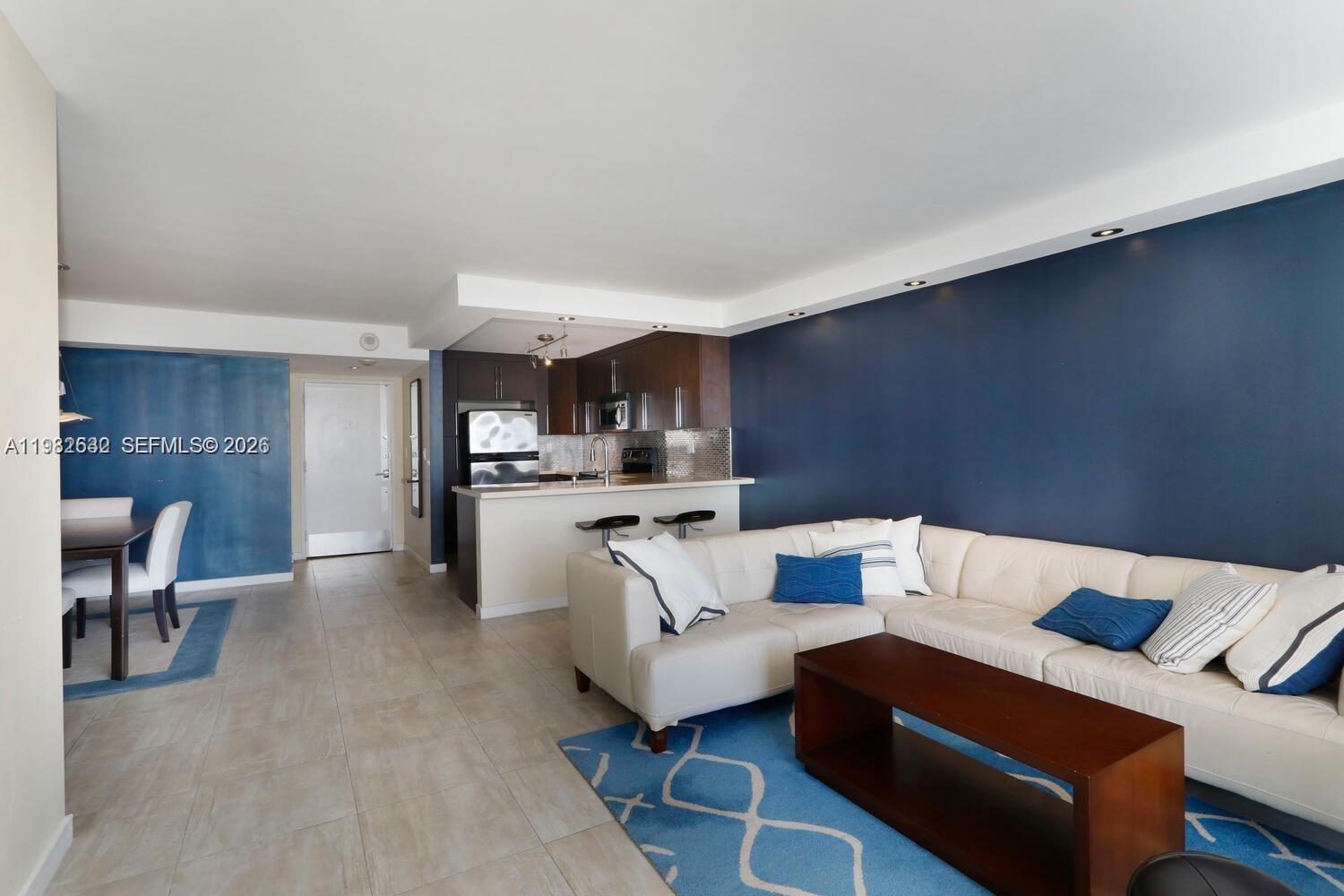 145 SE 25th Rd #502 Miami, FL 33129