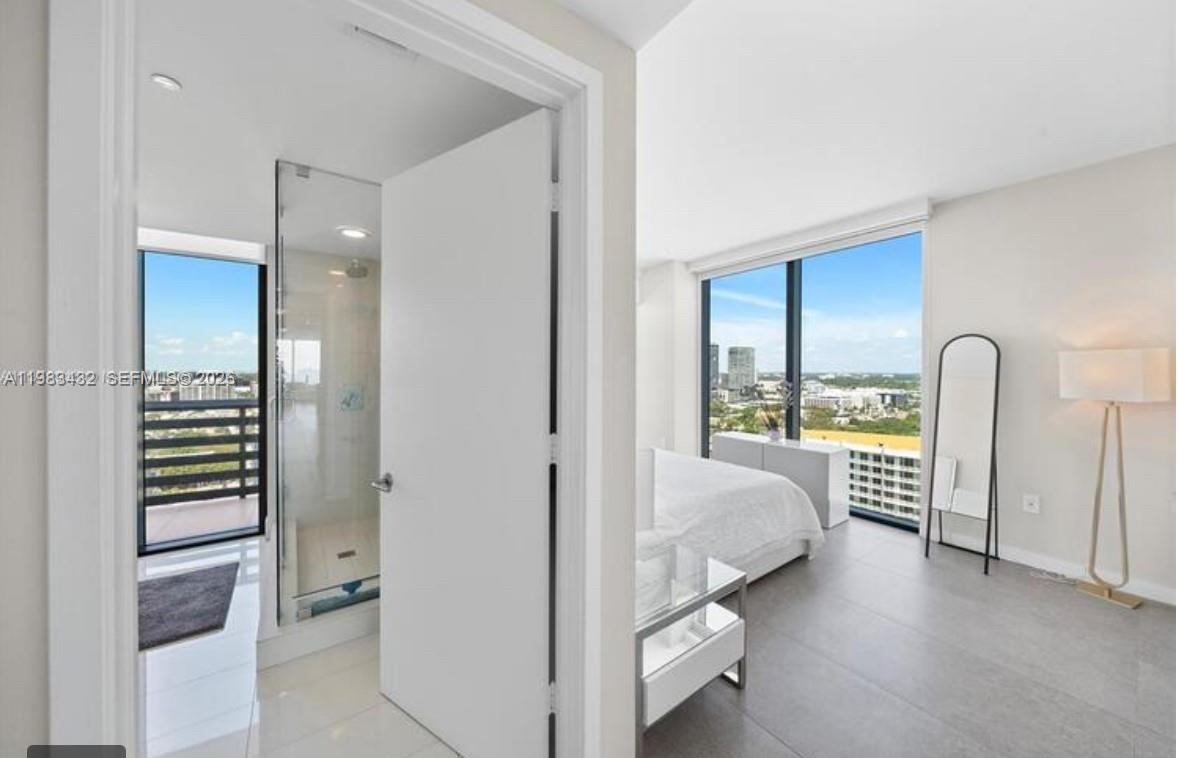 460 NE 28th St #2001 Miami, FL 33137