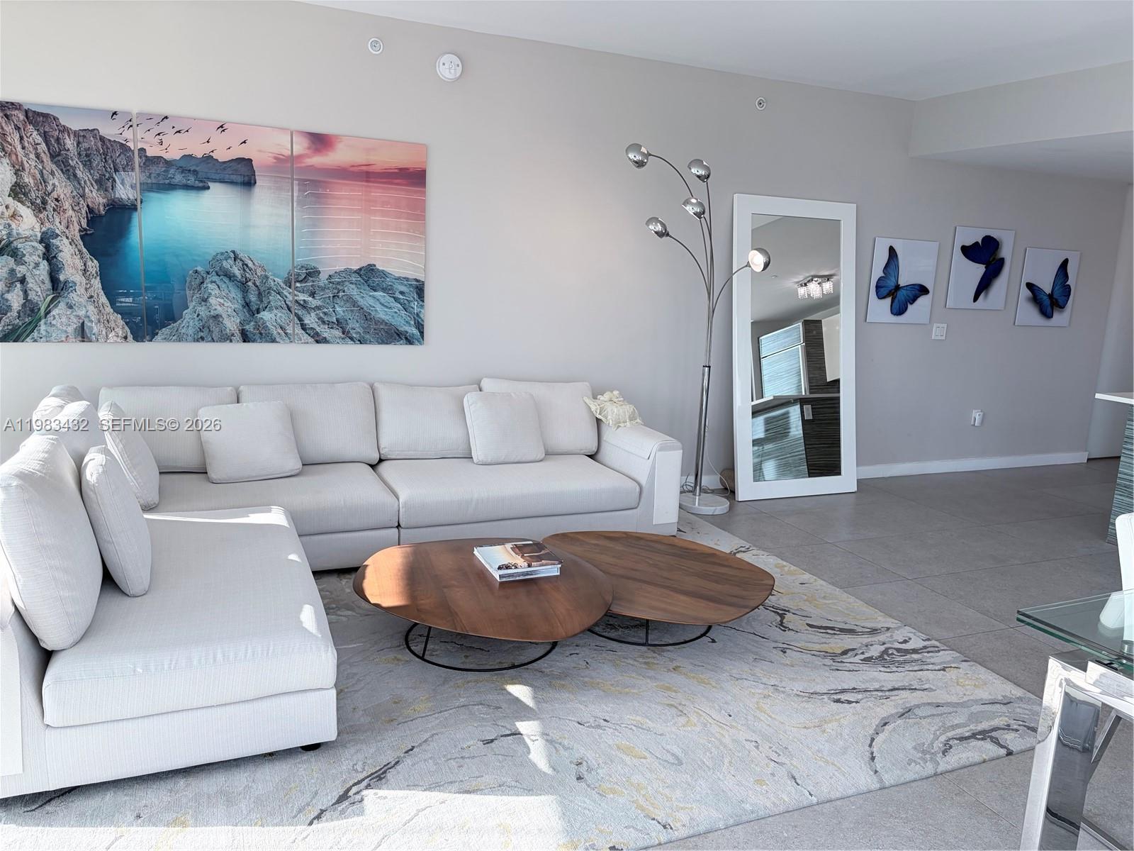 460 NE 28th St #2001 Miami, FL 33137