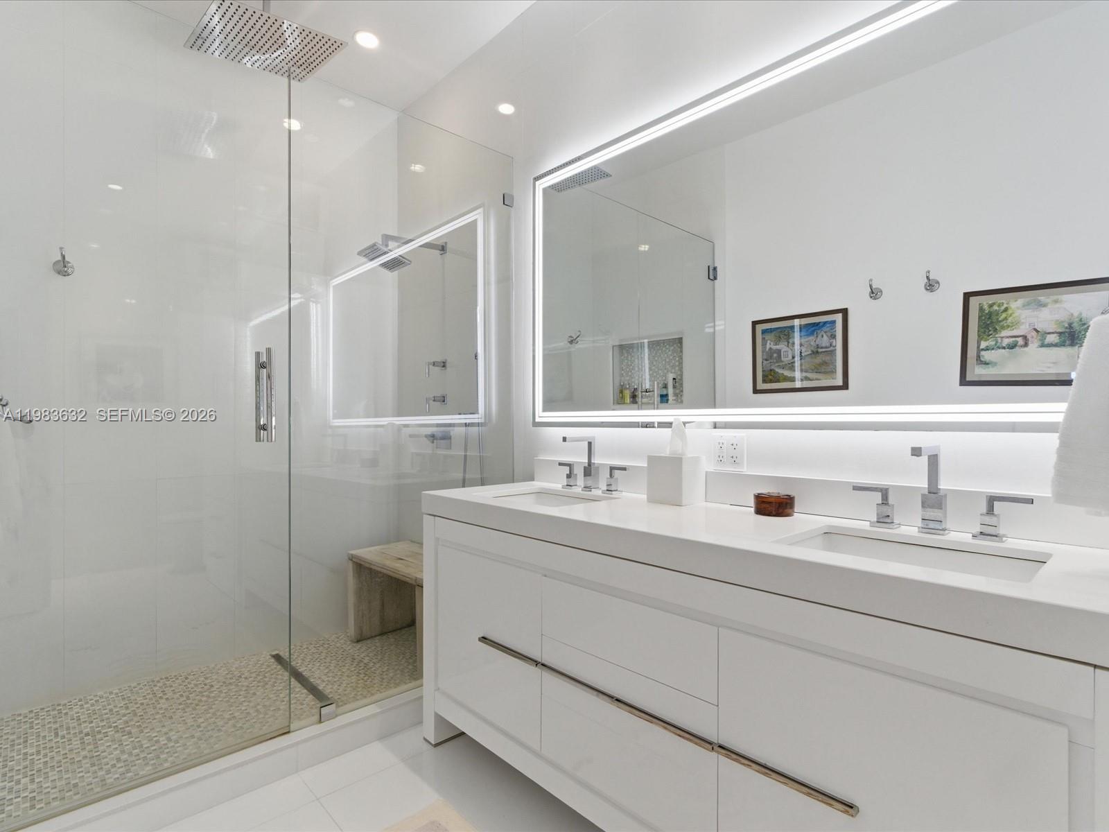 100 Lincoln Rd #PH10 Miami Beach, FL 33139