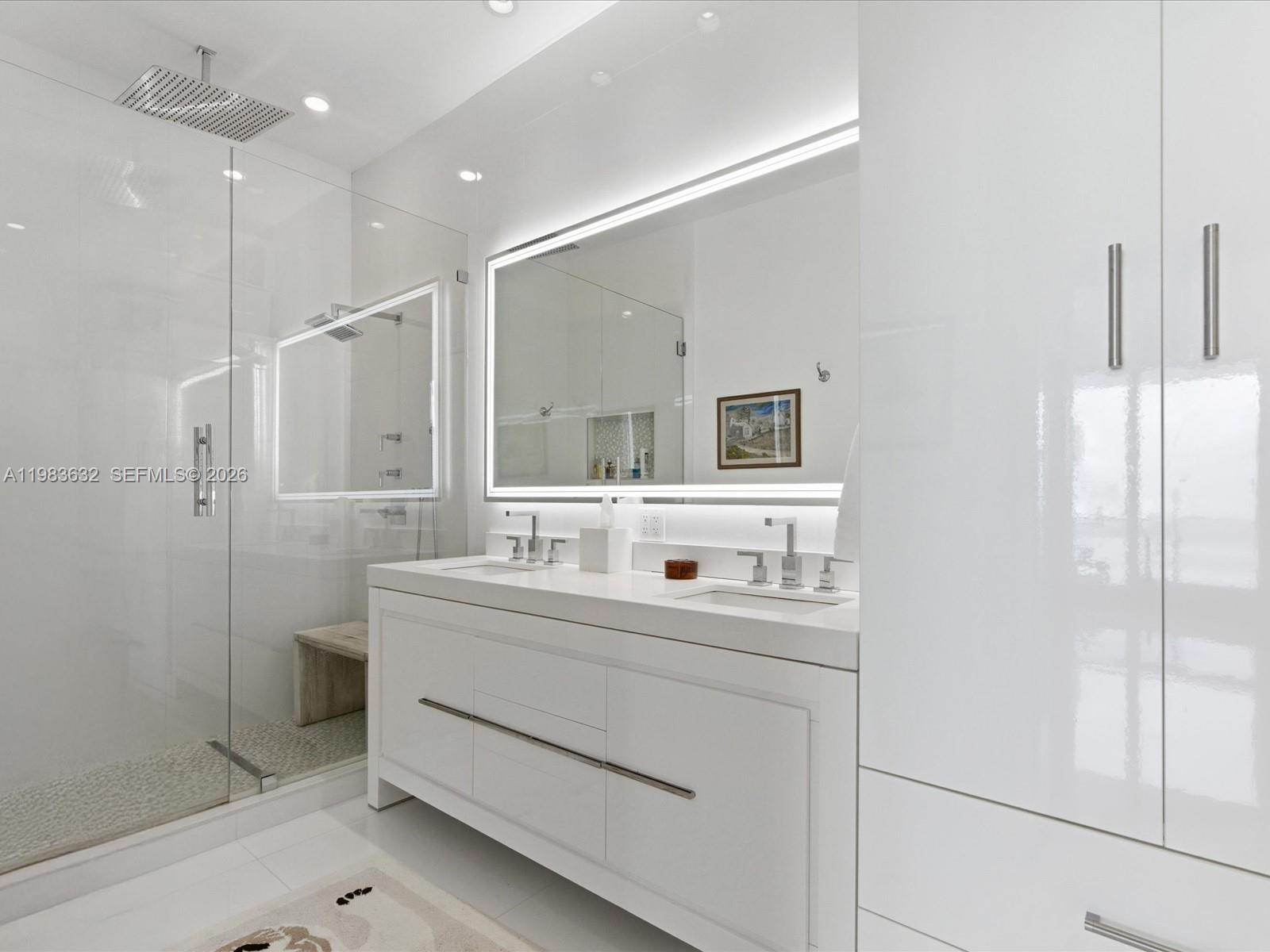 100 Lincoln Rd #PH10 Miami Beach, FL 33139