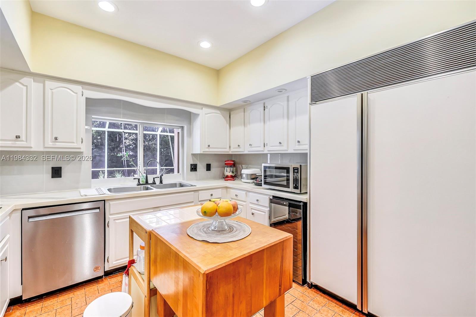 1800 Miami Ave Miami Springs, FL 33166