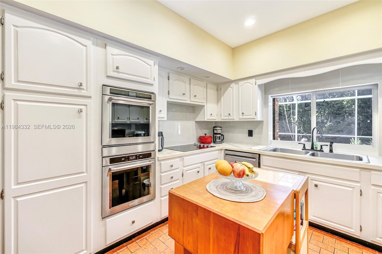 1800 Miami Ave Miami Springs, FL 33166