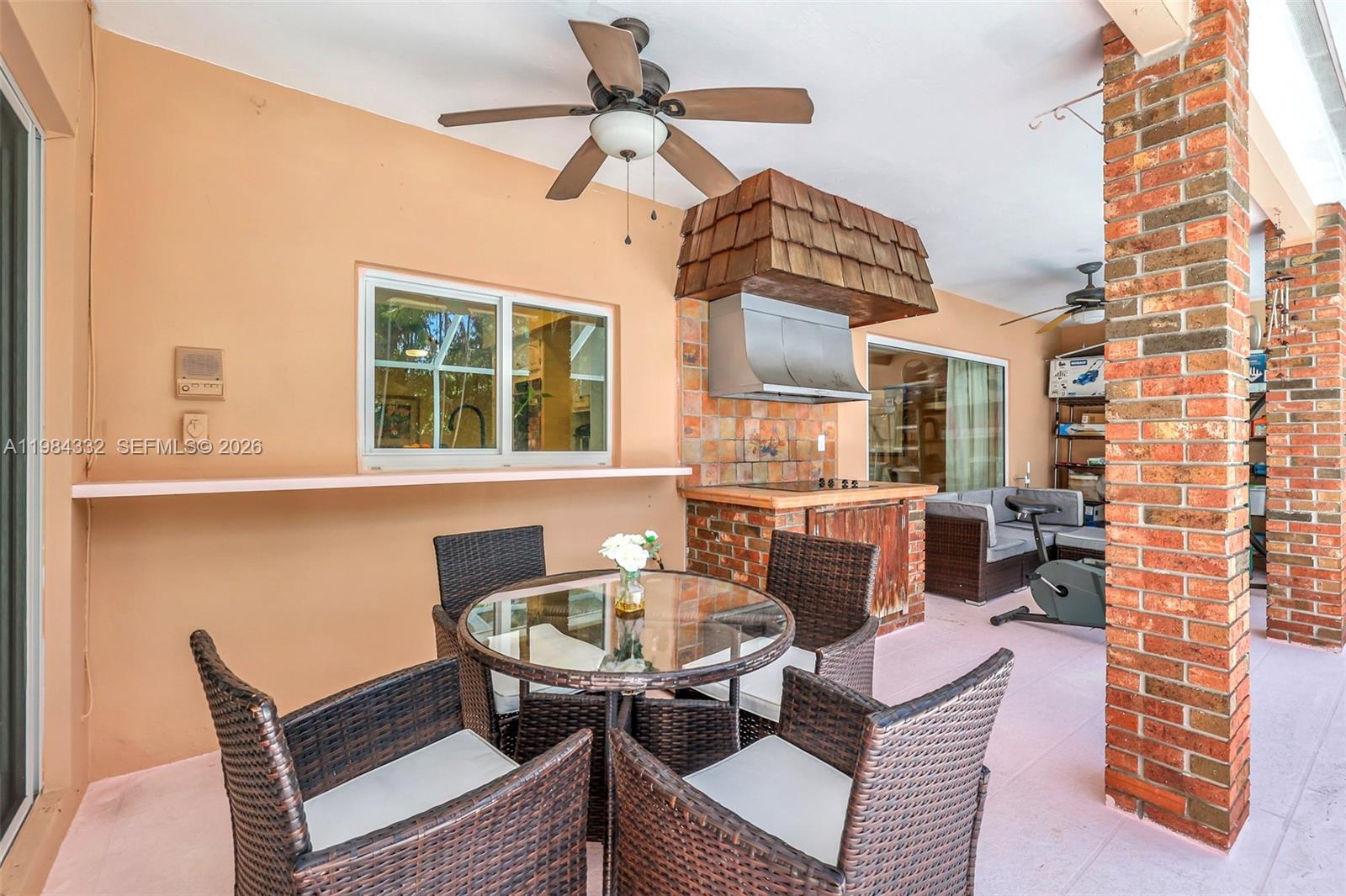 1800 Miami Ave Miami Springs, FL 33166