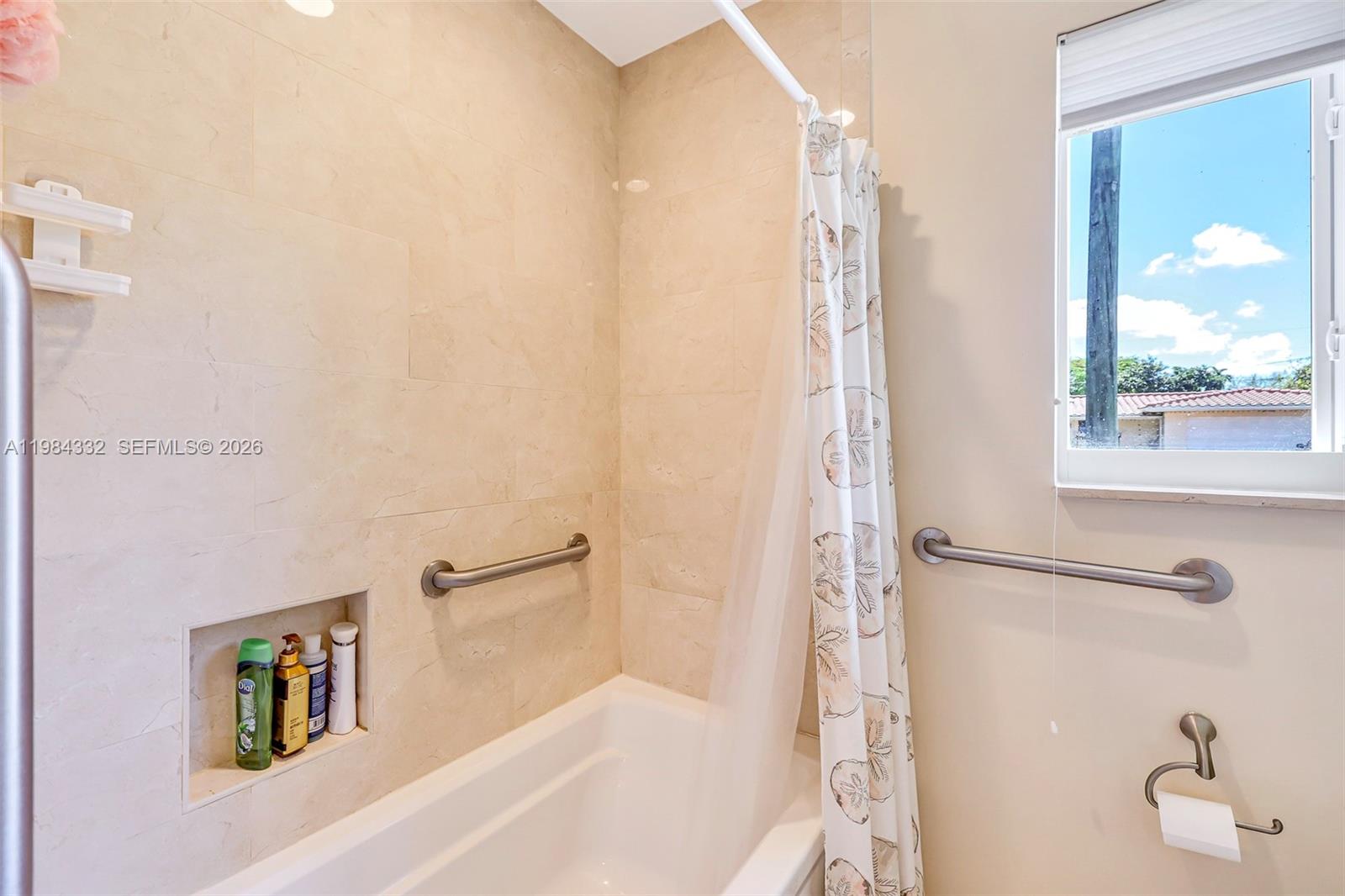 1800 Miami Ave Miami Springs, FL 33166