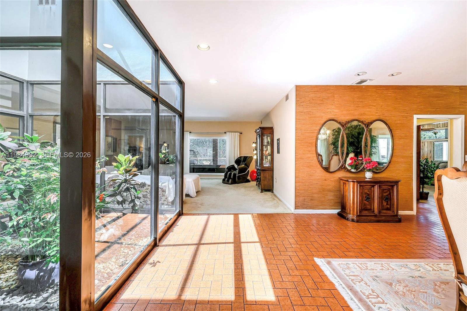 1800 Miami Ave Miami Springs, FL 33166