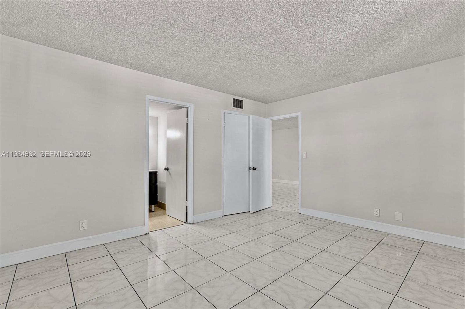 1830 Dixieanna St #102 Hollywood, FL 33020