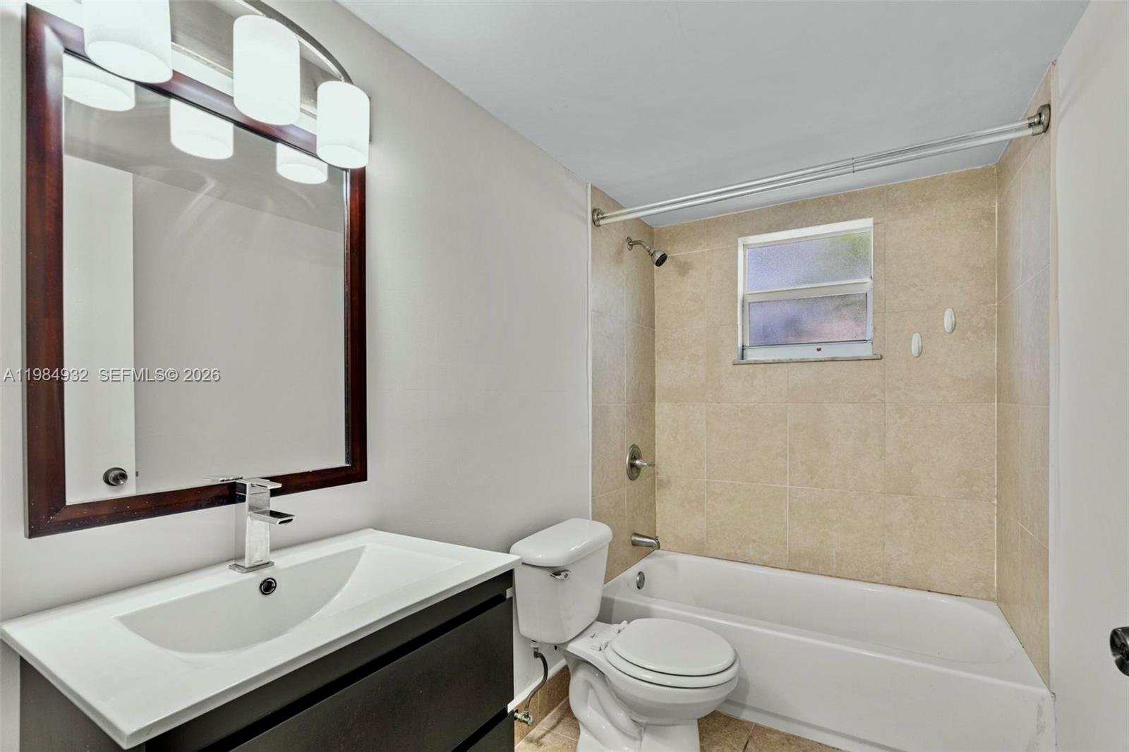 1830 Dixieanna St #102 Hollywood, FL 33020