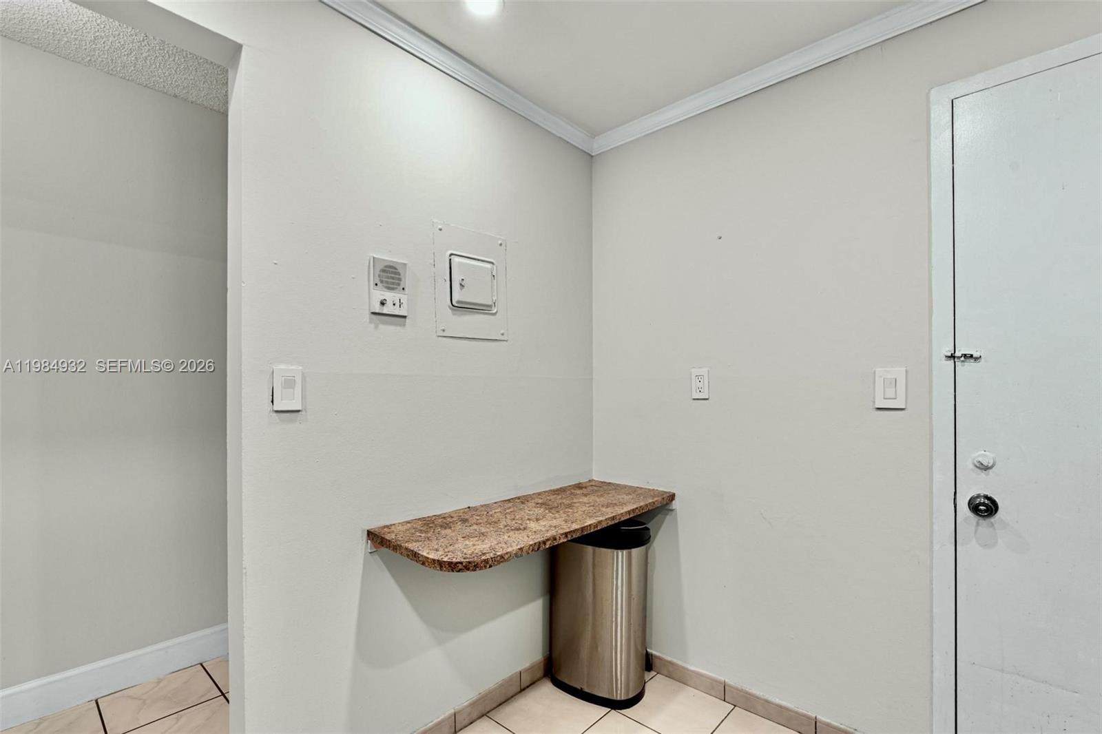 1830 Dixieanna St #102 Hollywood, FL 33020